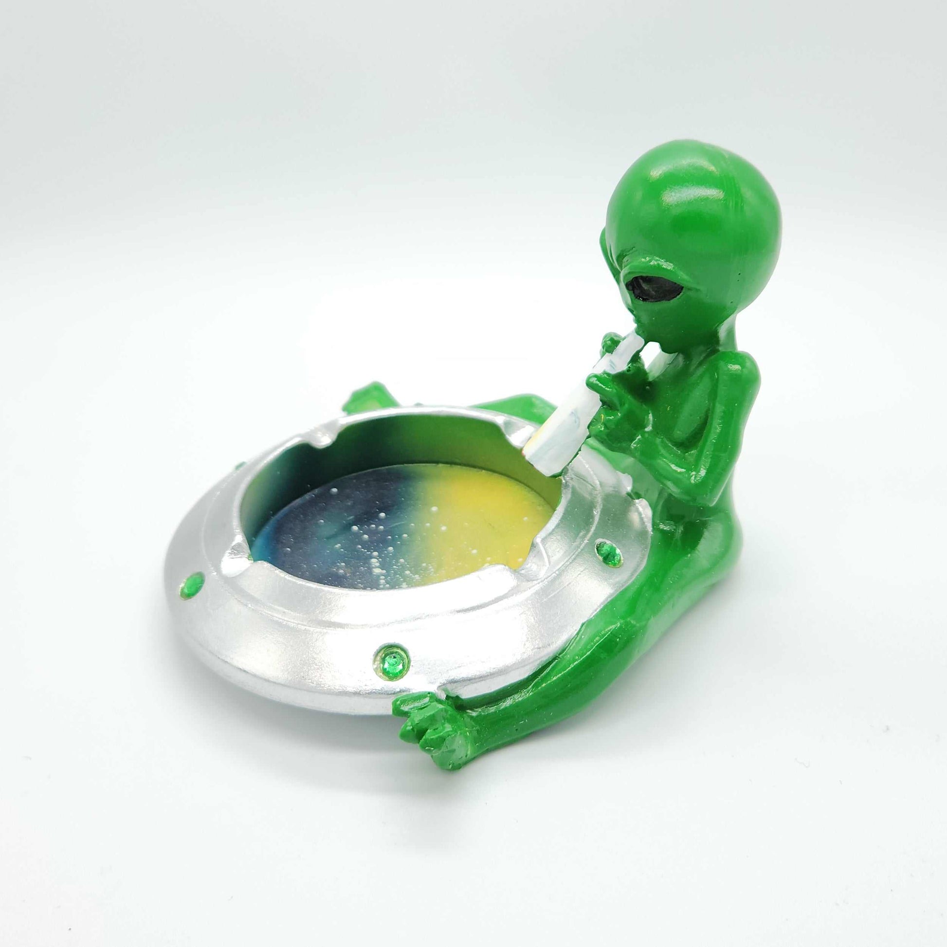 Alien-Aschenbecher - Lustiges & Einzigartiges Design - Perfekt für Joints & Kiffer - Großer Aschenbecher mit Alien-Deko - Witziges Raucher-Zubehör - PURPLE LEGACY SHOP